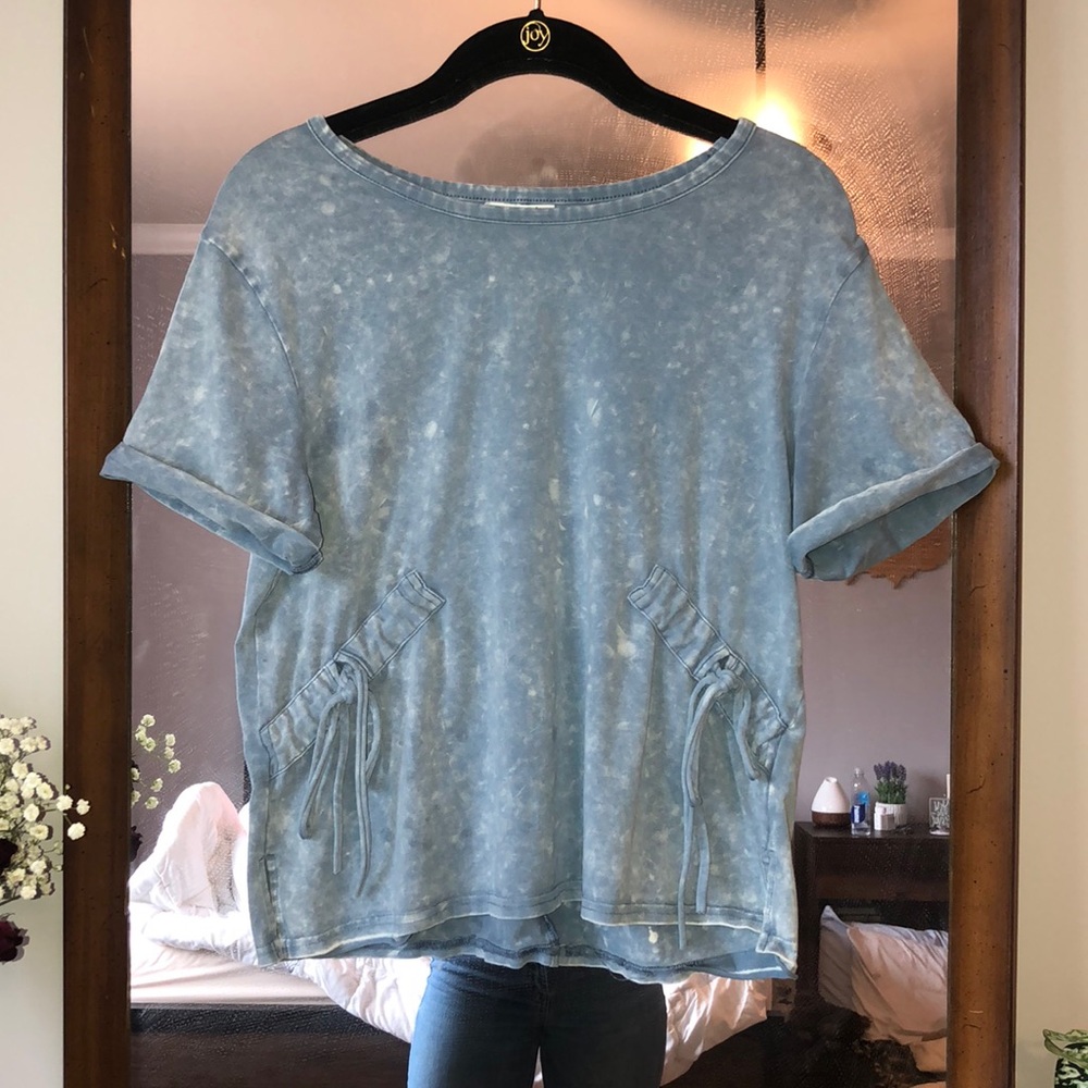 Short sleeved shirt